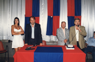 La Dama Samantha Maurini, il Console Luigi Tulli, il decano degli sbandieratori Danilo Ciampini ed il Caposestiere Titino Volponi.