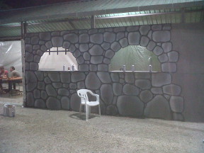 I preparativi del bar.