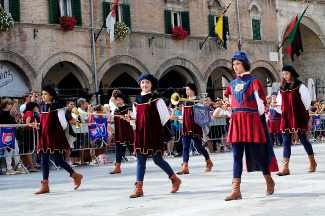 Le chiarine in Piazza del Popolo.