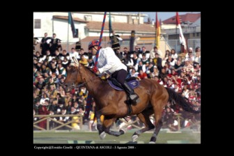 Emanuele Capriotti alla curva del 'Cassero'.