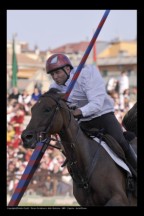 Emanuele Capriotti nel rettilinio finale.