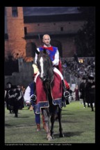 Emanuele Capriotti sfila al campo.