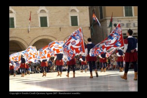 Il corteo della Quintana di Agosto 2007.