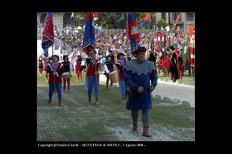 Il corteo della Quintana di Agosto 2008.