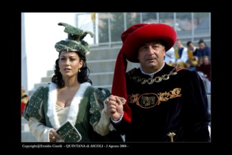 Il corteo della Quintana di Agosto 2008.