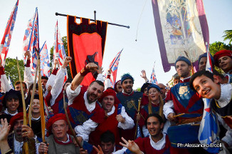 I festeggiamenti per la vittoria della Quintana di Agosto 2013.