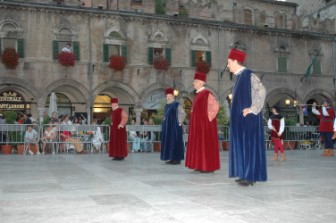 Il corteo della Quintana di Luglio 2006.