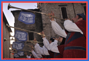 Il corteo della Quintana di Luglio 2010.