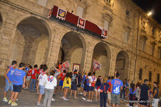 Festeggiamenti in Piazza Arringo.