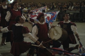 La Grande Squadra 3^ classificata ed i Musici 4 classificati alle gare interne Sbandieratori e Musici del 2005.