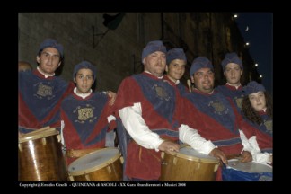 Gare interne Sbandieratori e Musici del 2008.