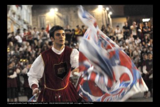 Il Singolista Fabrizio Ercoli 4 classificato alle gare interne Sbandieratori e Musici del 2009.