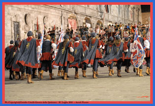 La Grande Squadra 2^ classificata ed i Musici 3 classificati alle gare interne Sbandieratori e Musici del 2010.