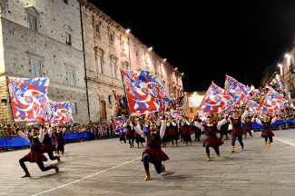 La Grande Squadra 1^ classificata ed i Musici 2^ classificati.