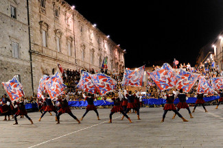 La Grande Squadra 1^ classificata ed i Musici 2^ classificati.